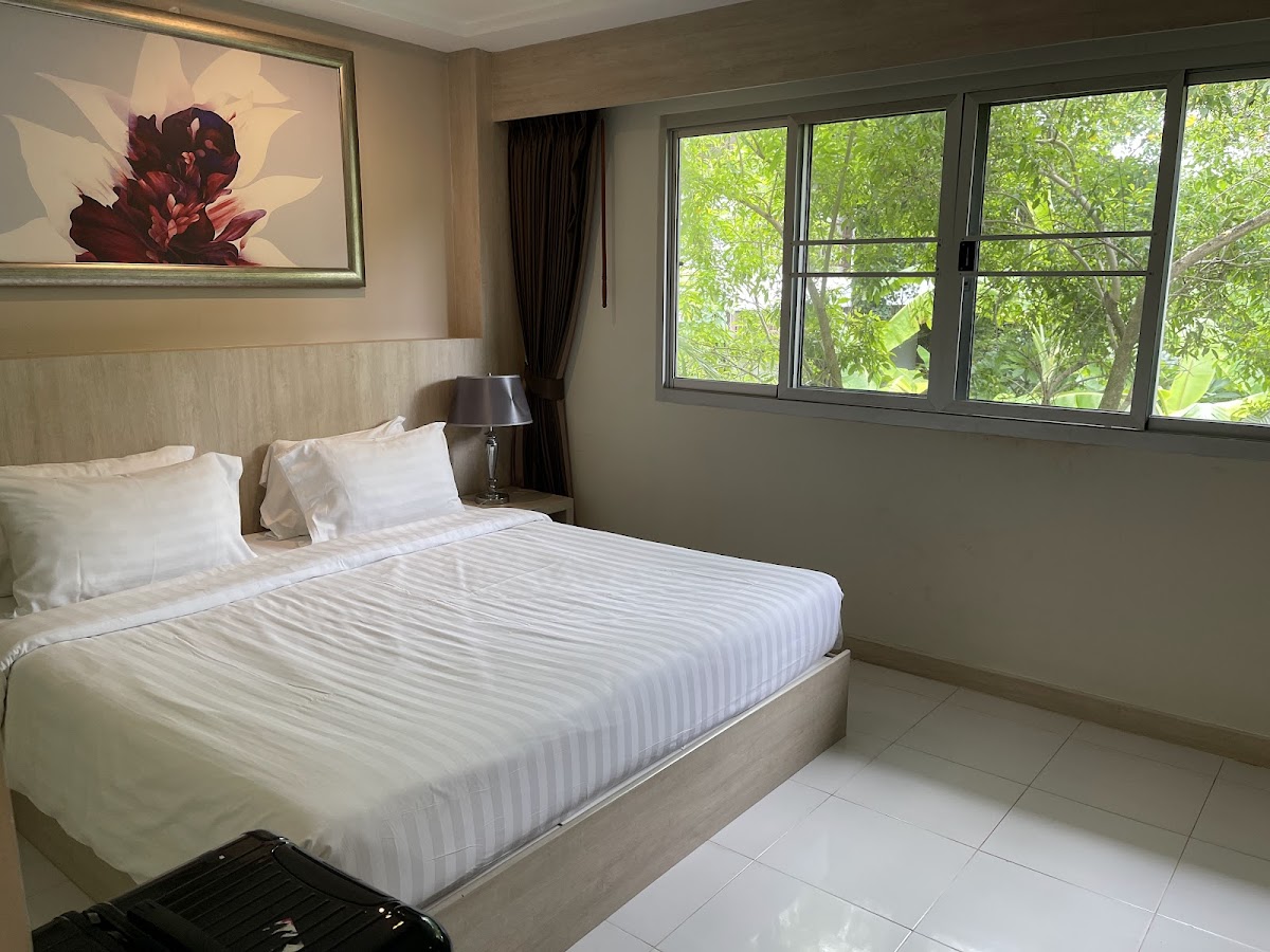 PP Charlie Beach Resort