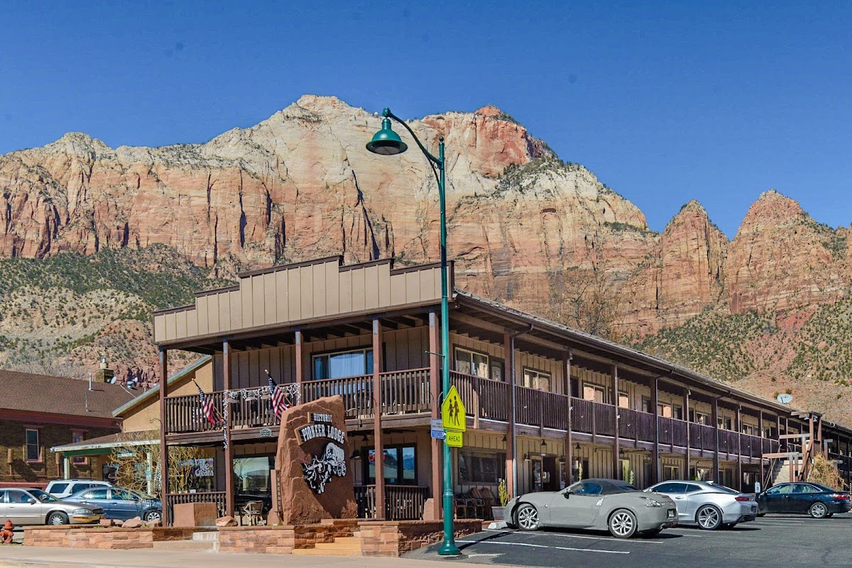 Zion Pioneer Lodge