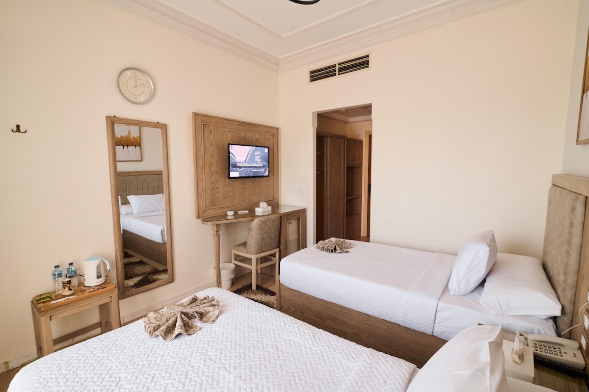 Room 9