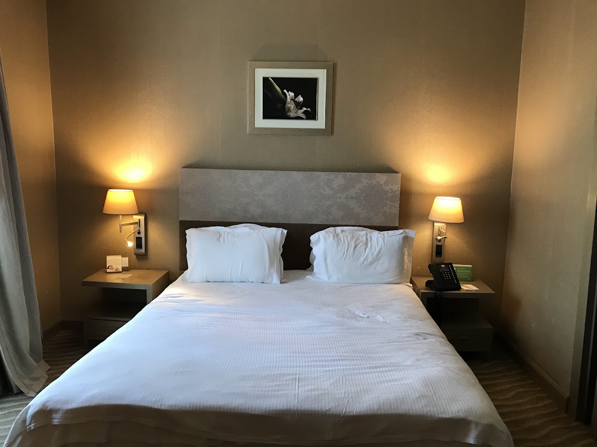 Room 9