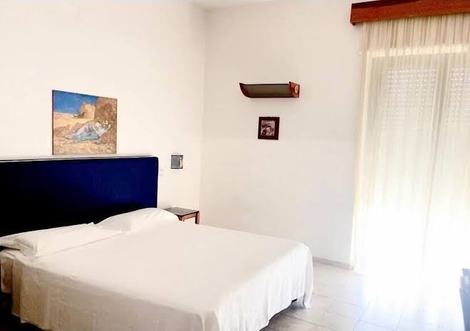 Room 7