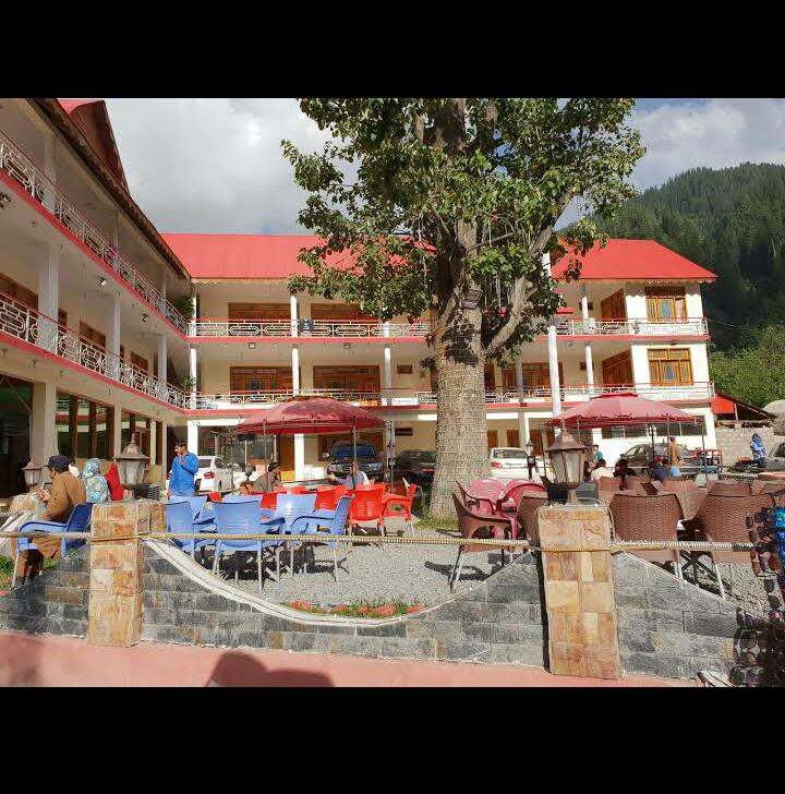 Saif ul Malook Hotel & Restaurant
