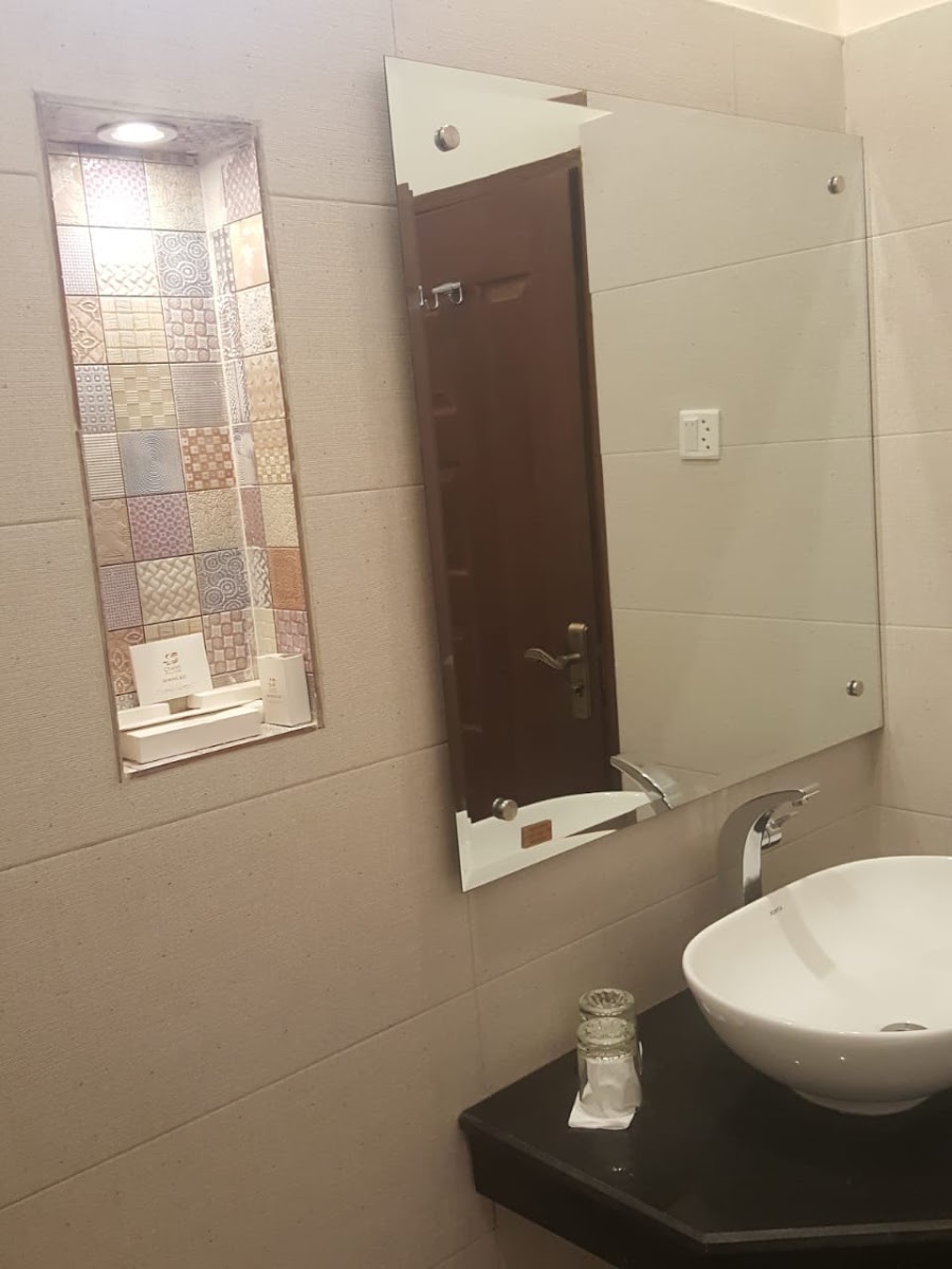Room 9