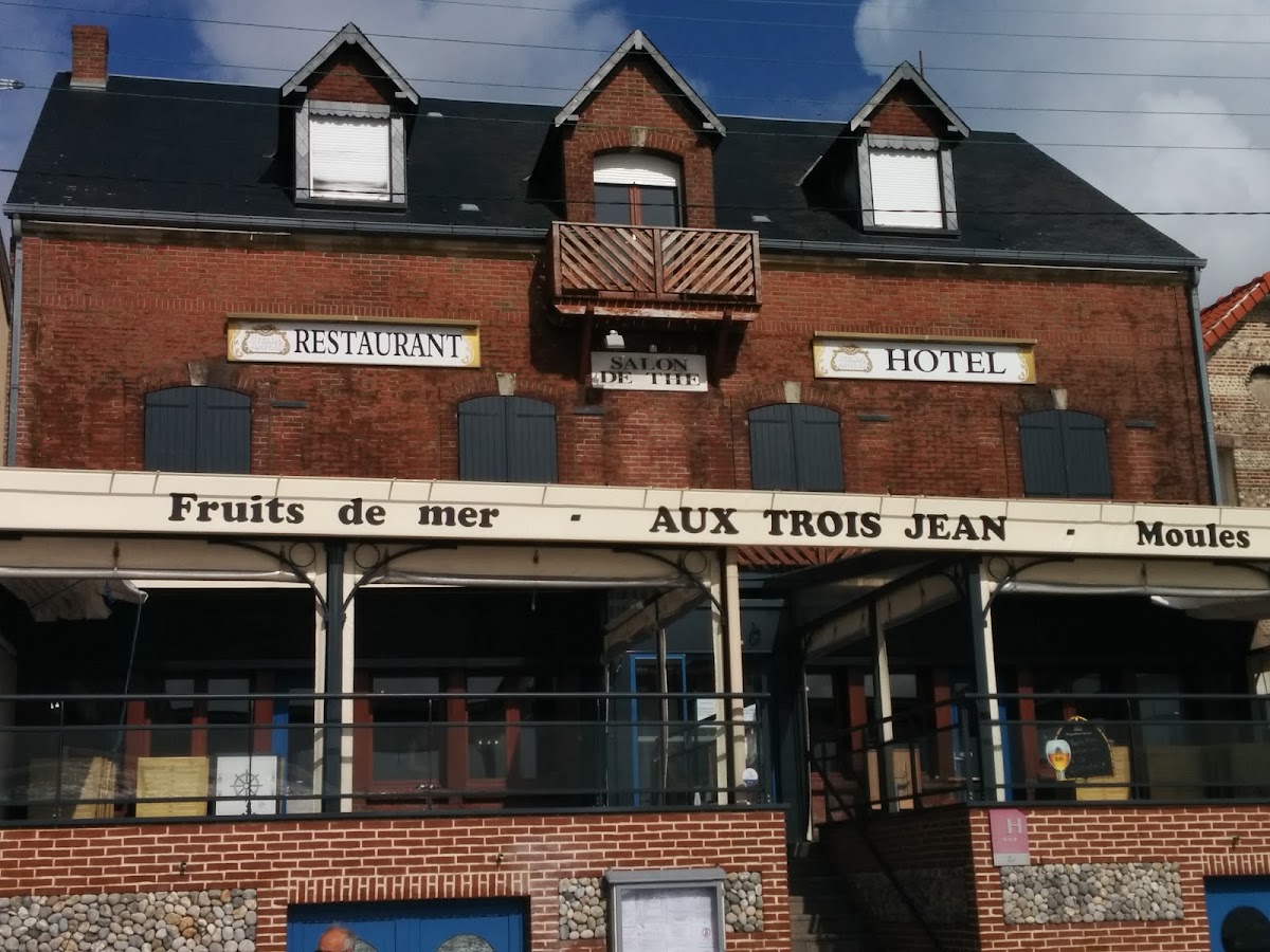 Hôtel Restaurant Aux Trois Jean