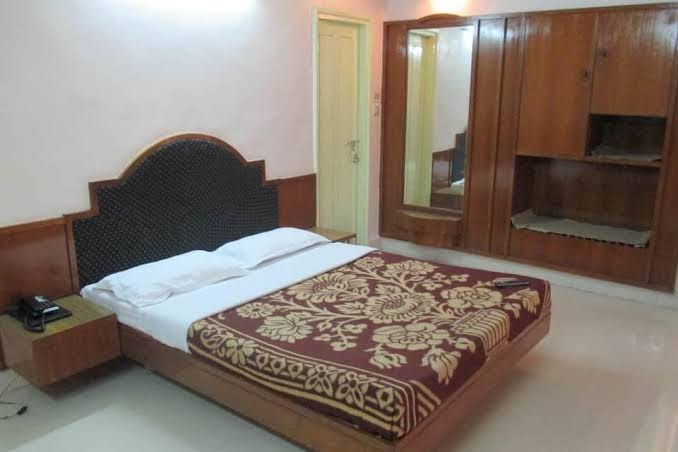 Hotel Ratna photo 3