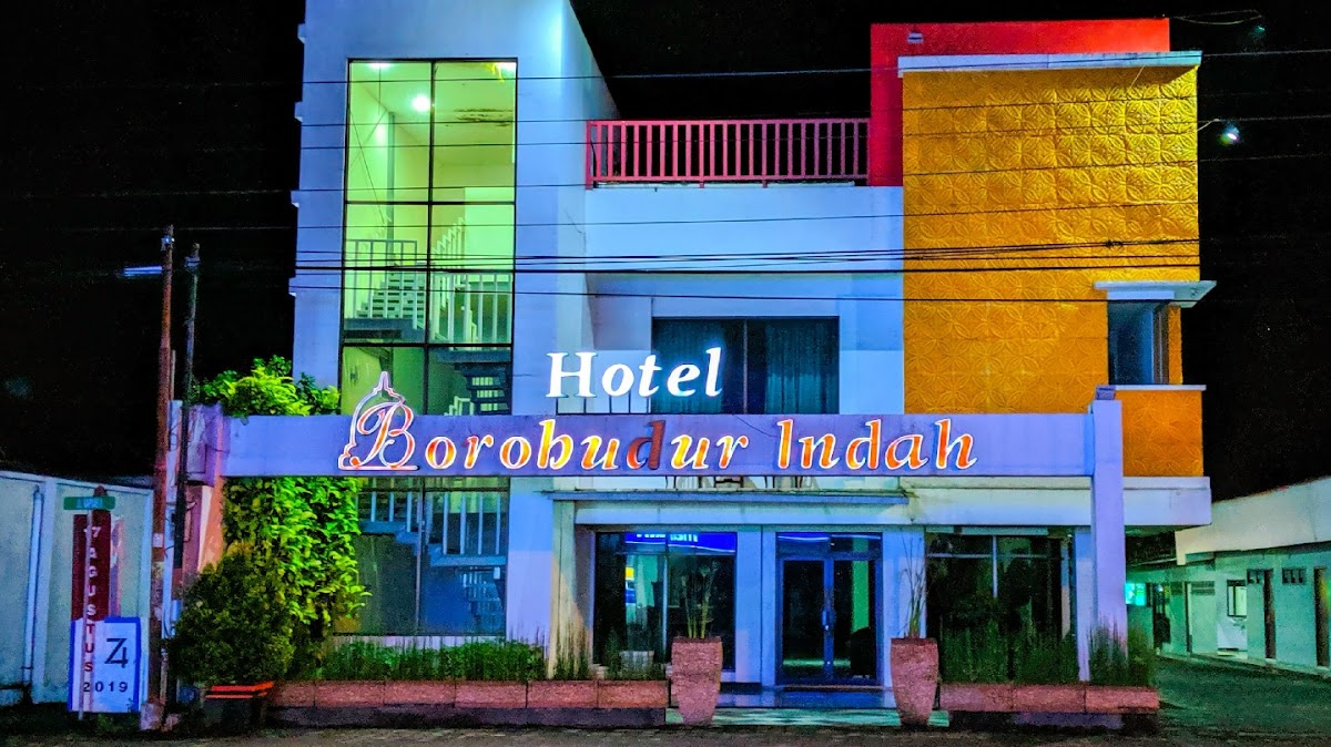 hotel borobudur indah