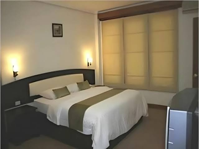 Room 4