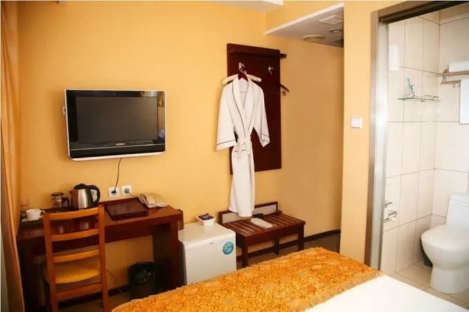 Room 10