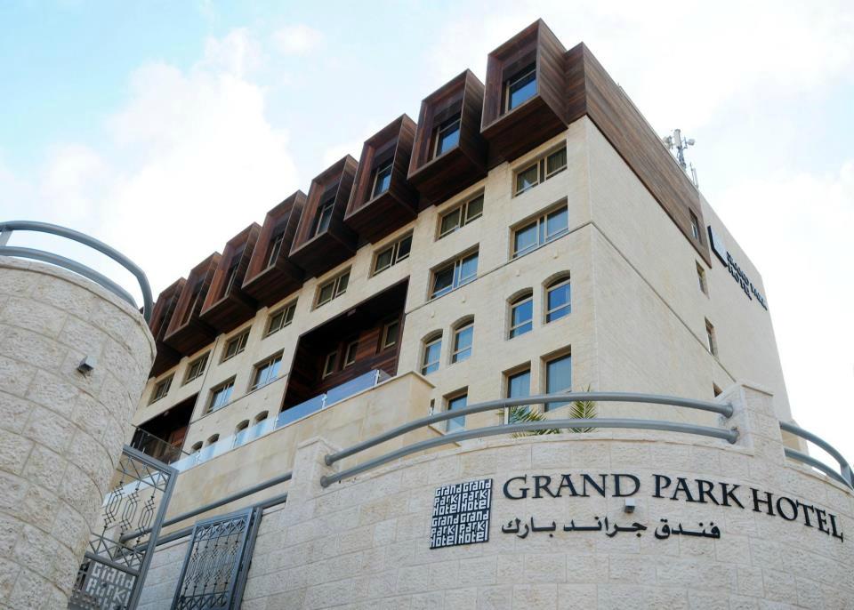 Grand Park Hotel