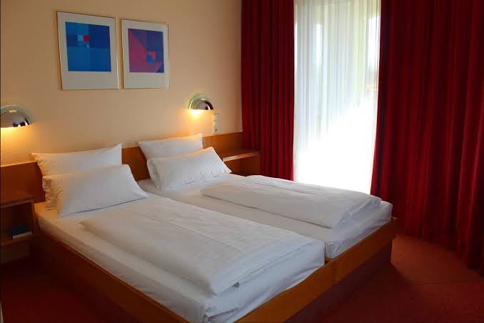 Room 9