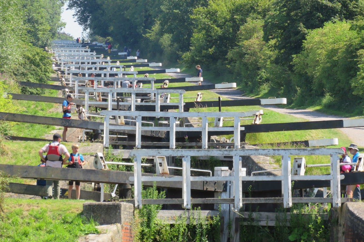Caen Hill Locks