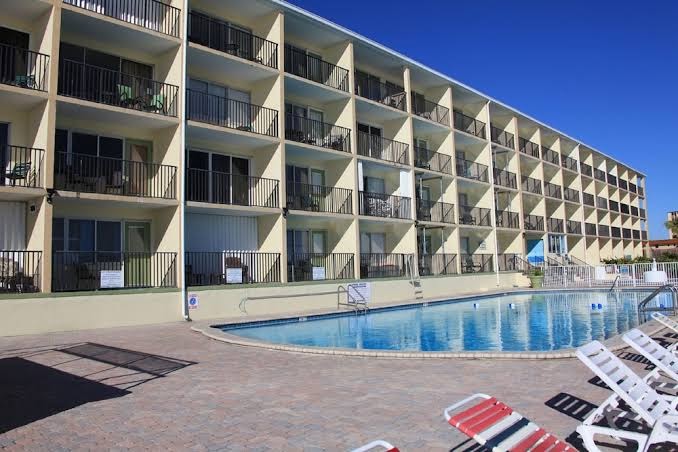 Daytona Inn Beach Resort