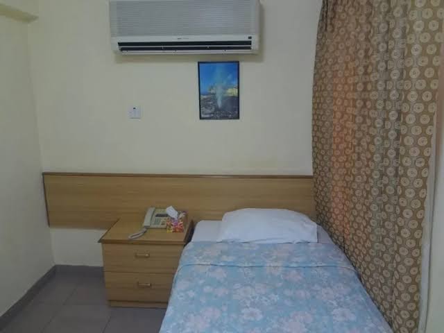 Room 9