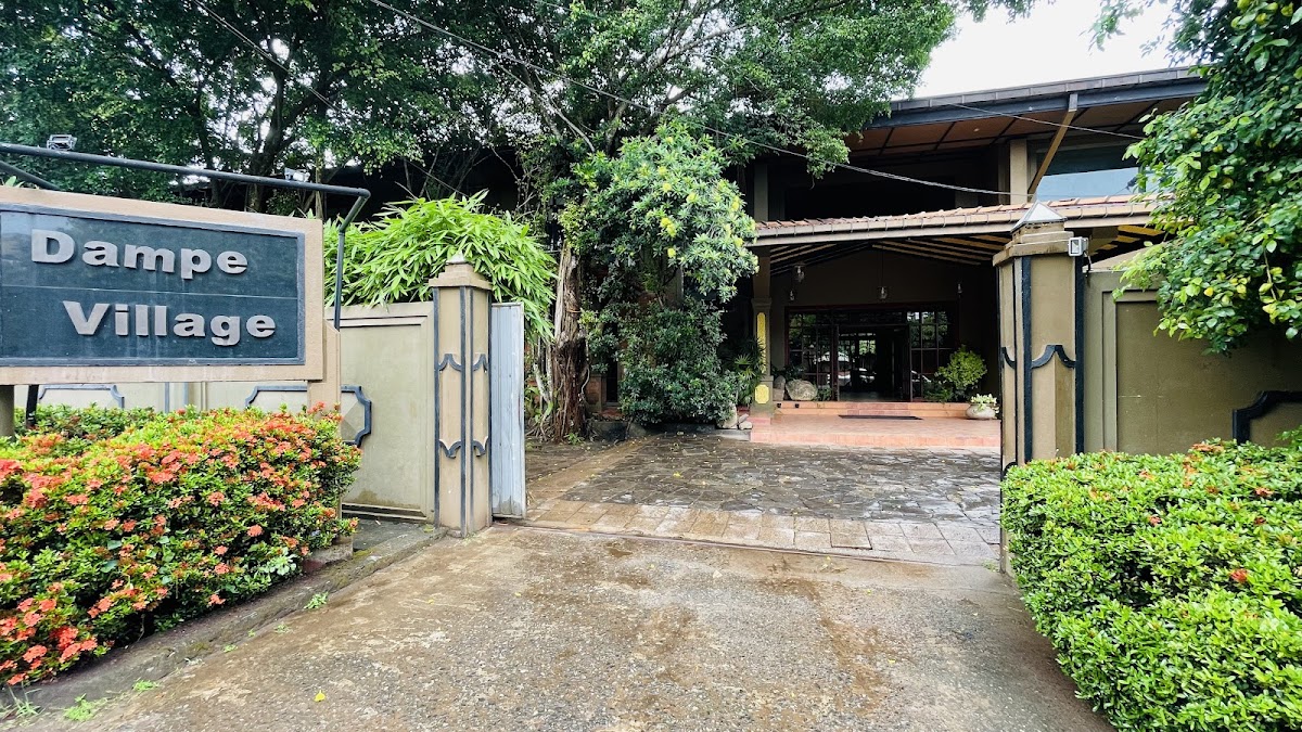 Dampe Village Hotel