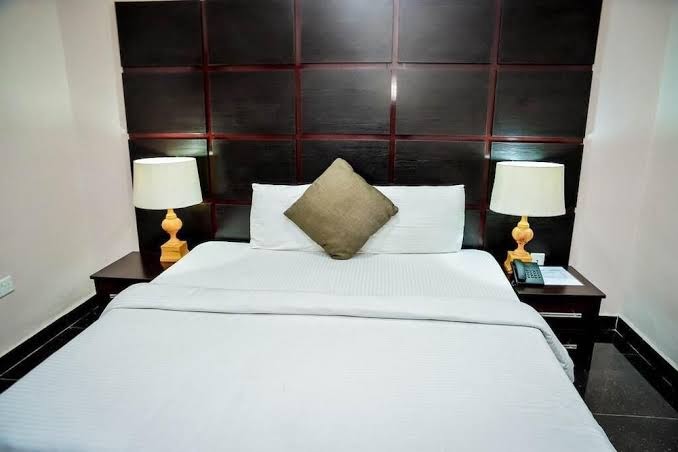Room 10