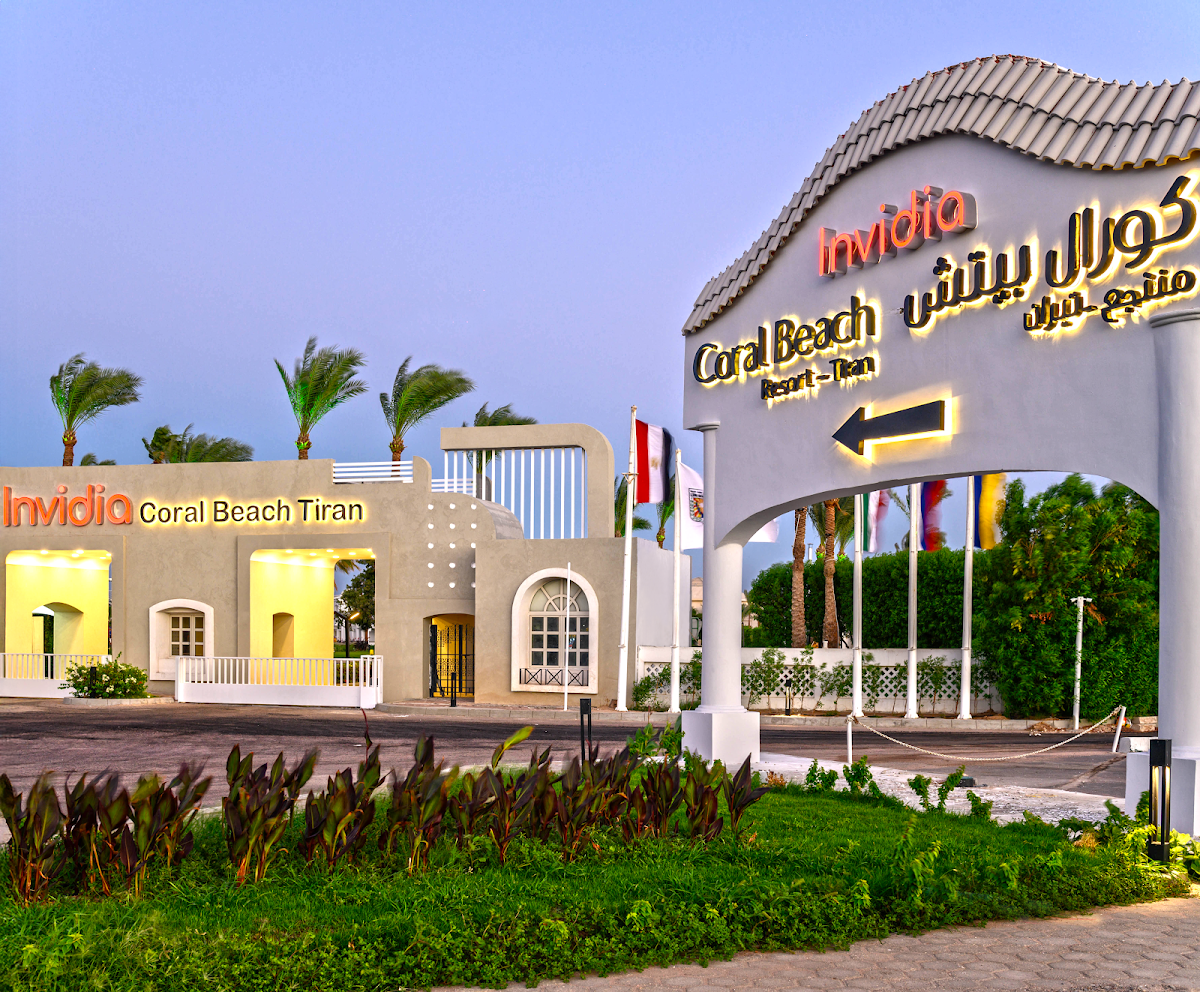 Invidia Coral Beach Tiran Hotel