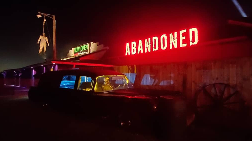 Abandoned Haunted House Complex