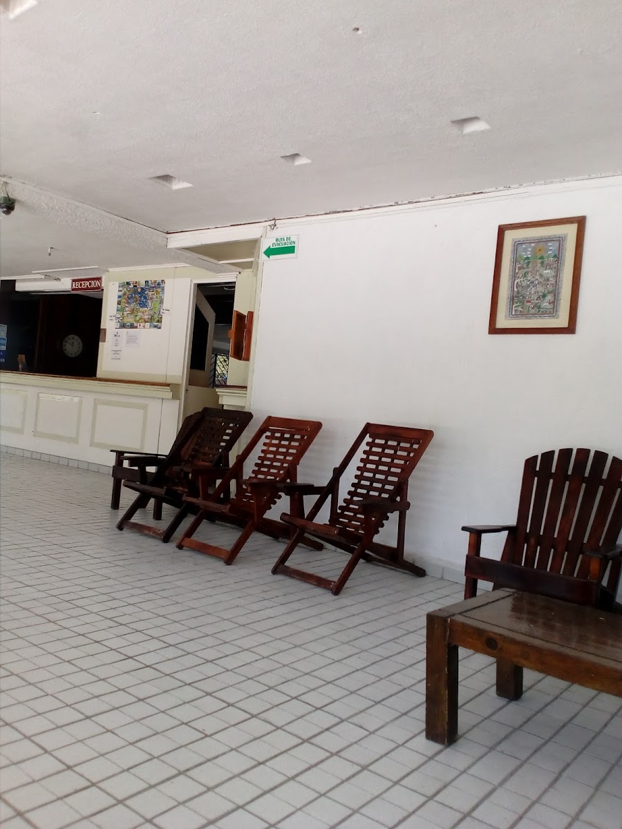 Room 8