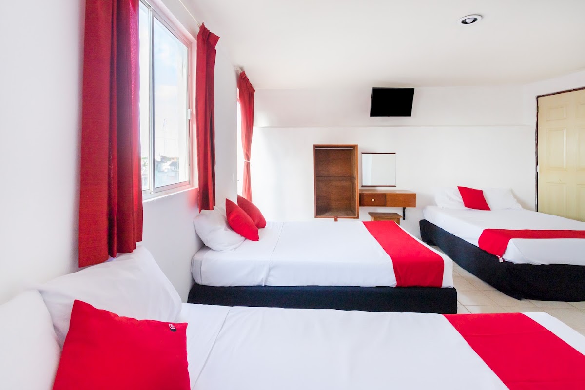 OYO Hotel Cedros photo 2