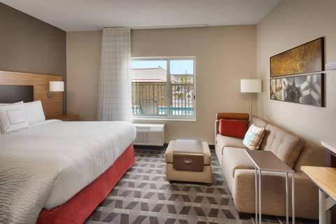 TownePlace Suites by Marriott Clovis photo 2