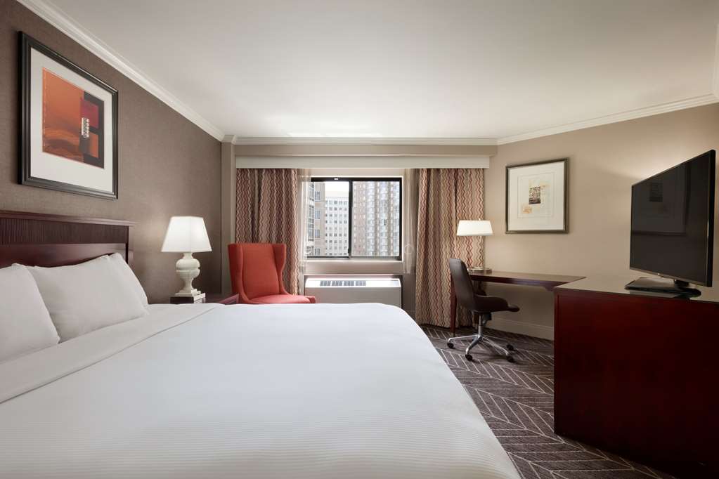 Hilton Arlington photo 2