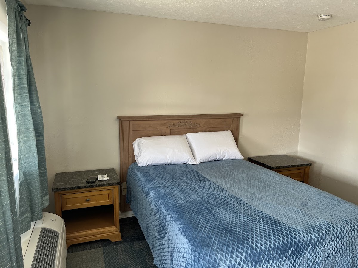 Youngstown Motel photo 2