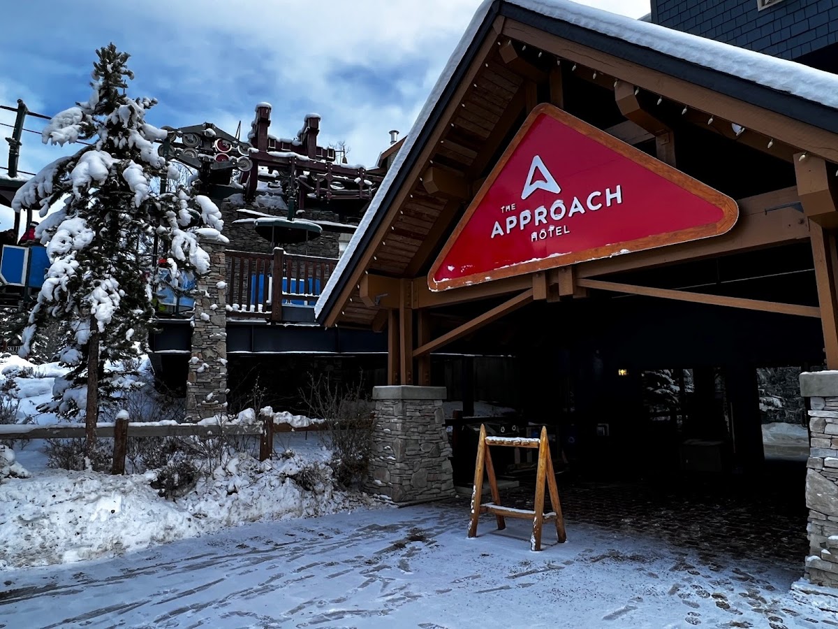 The Approach Hotel photo 2