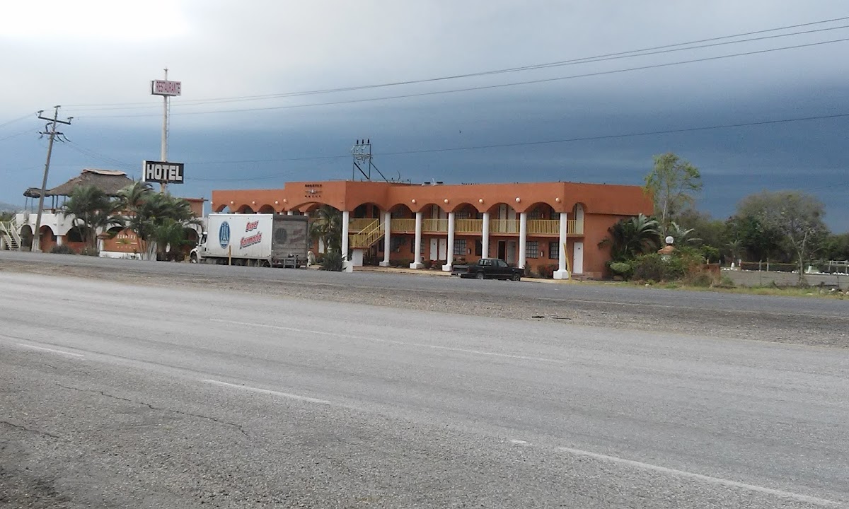 Hotel Country - Esteros