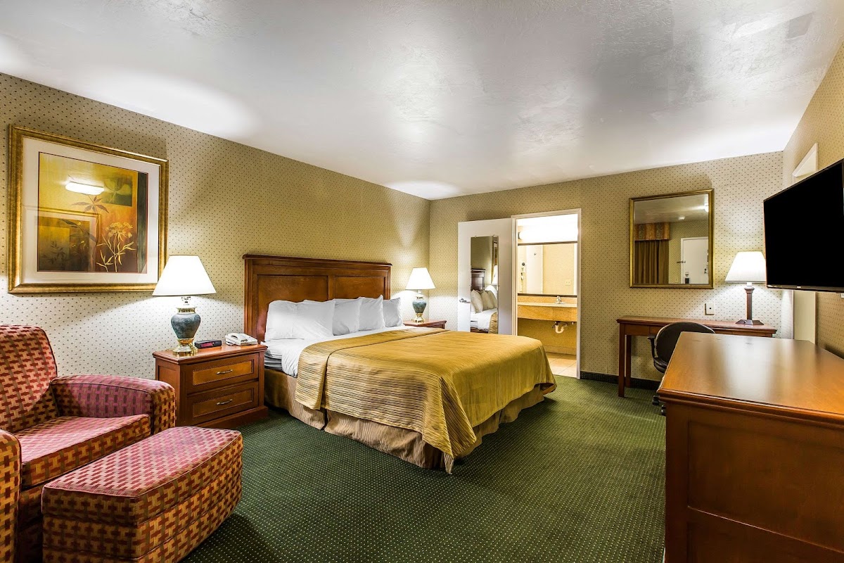 Quality Inn Near China Lake Naval Station photo 2