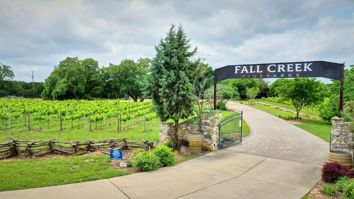 Fall Creek Vineyards in Driftwood