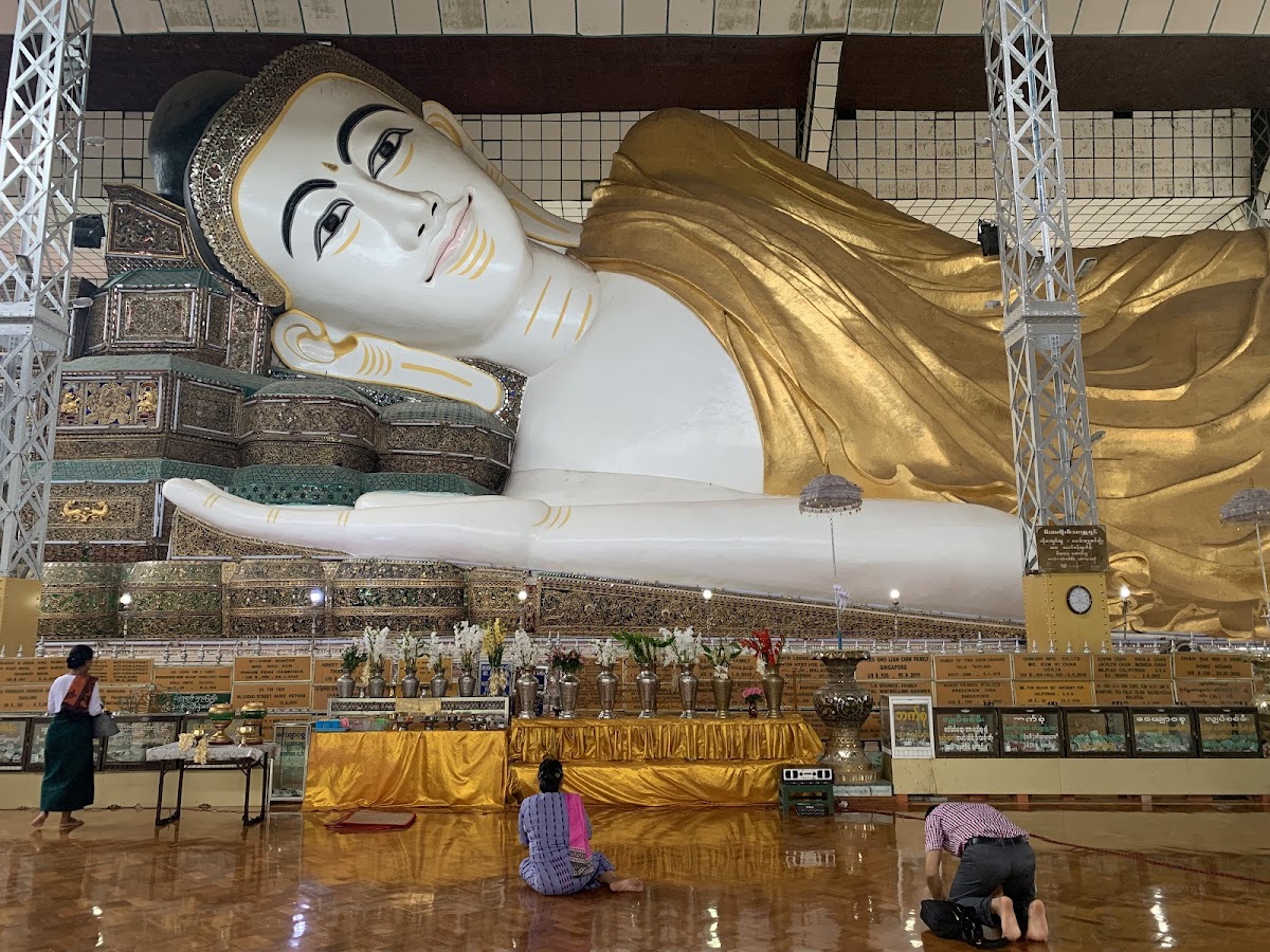 Shwethalyaung Buddhist Temple