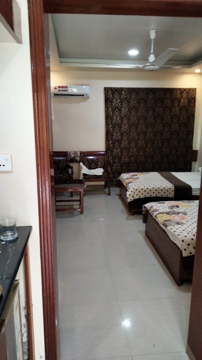 Room 8