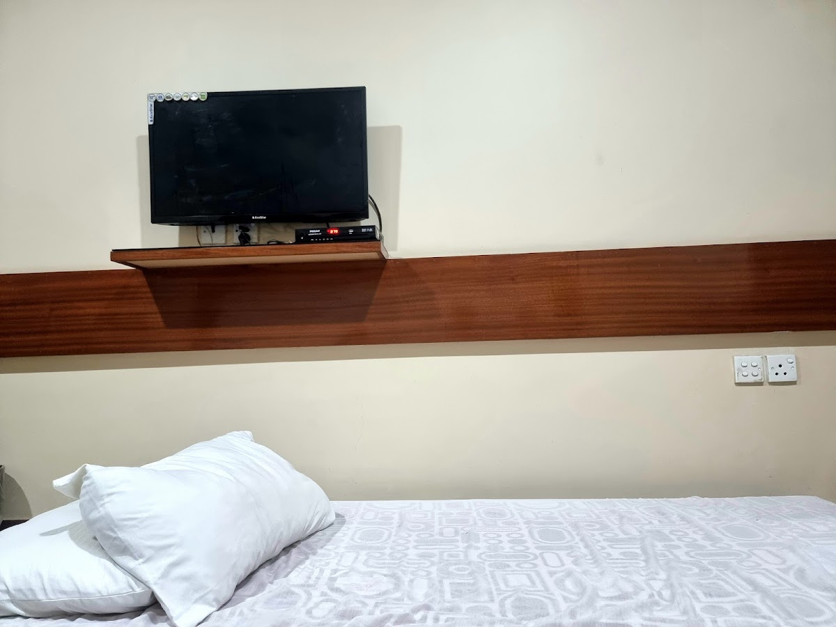 Room 9