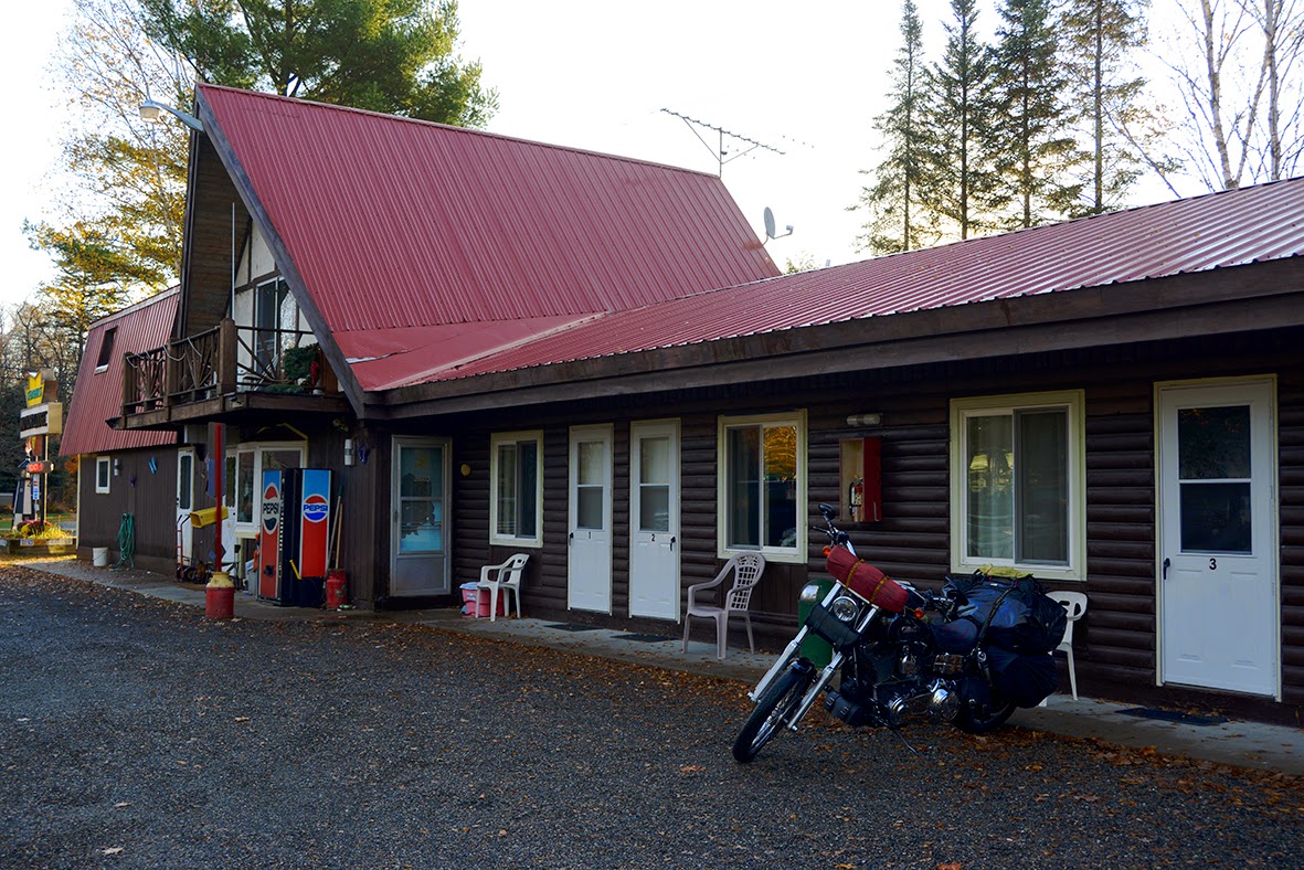 Cedarhurst Motor Lodge photo 2