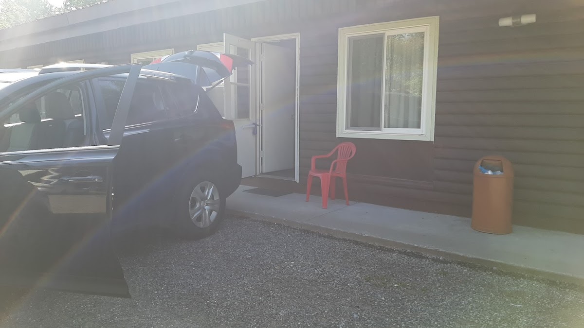 Cedarhurst Motor Lodge photo 3
