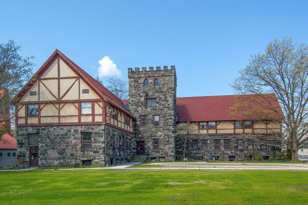 Roycroft Campus