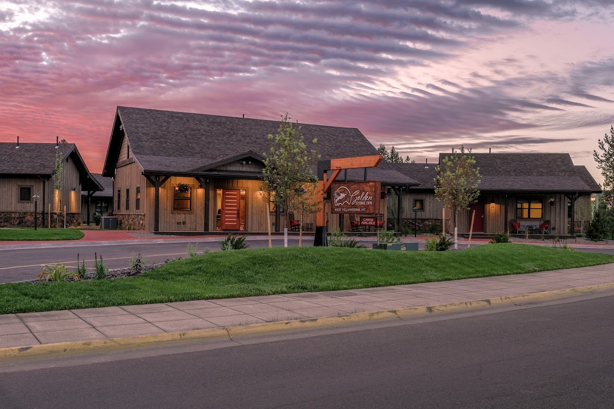 Golden Stone Inn