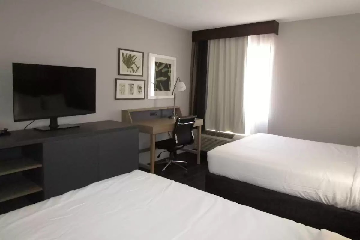 Country Inn & Suites by Radisson, Dunbar - Charleston photo 2