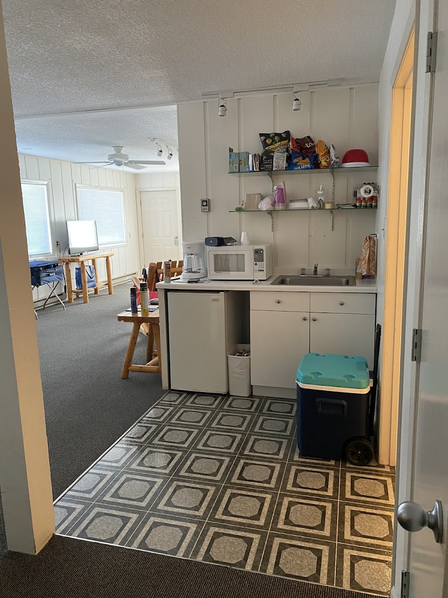 Harbor's Edge Motel photo 2