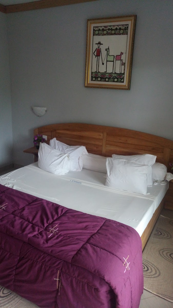 Room 8