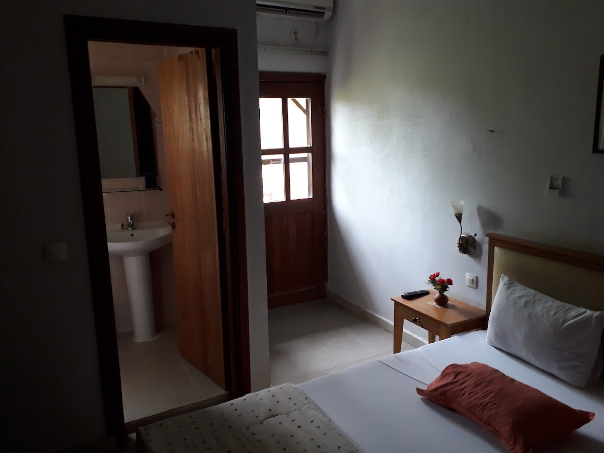 Room 9