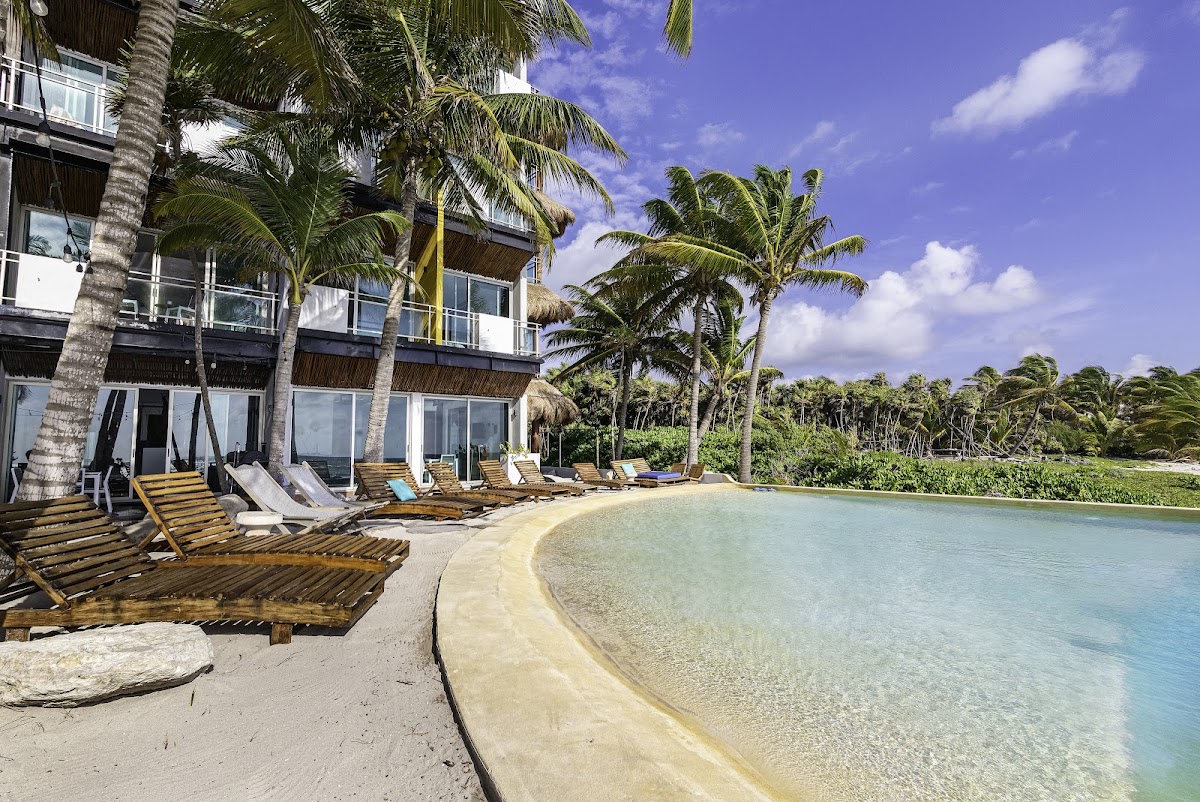 Angelina 28 by Nah Hotels