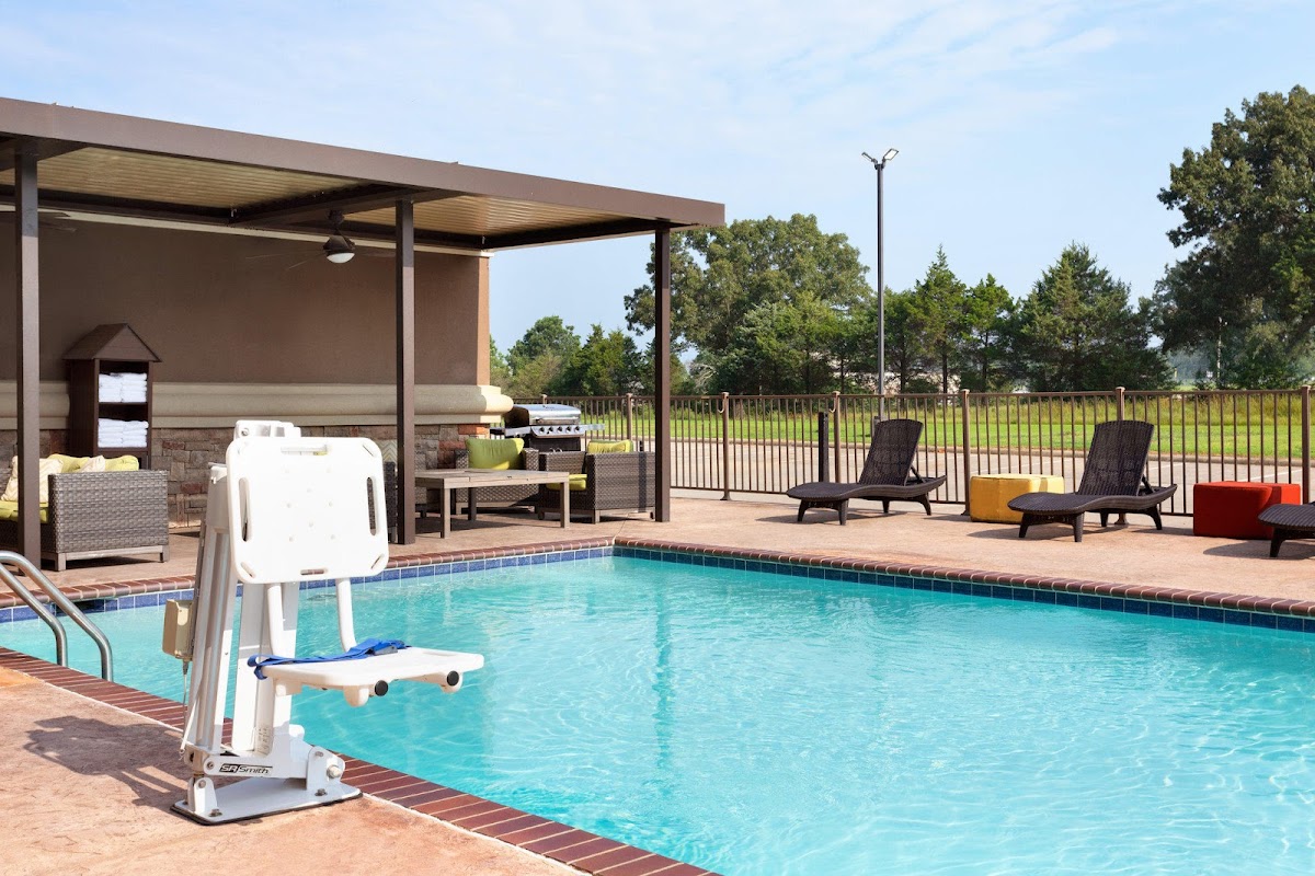 Holiday Inn Express & Suites Searcy by IHG photo 2