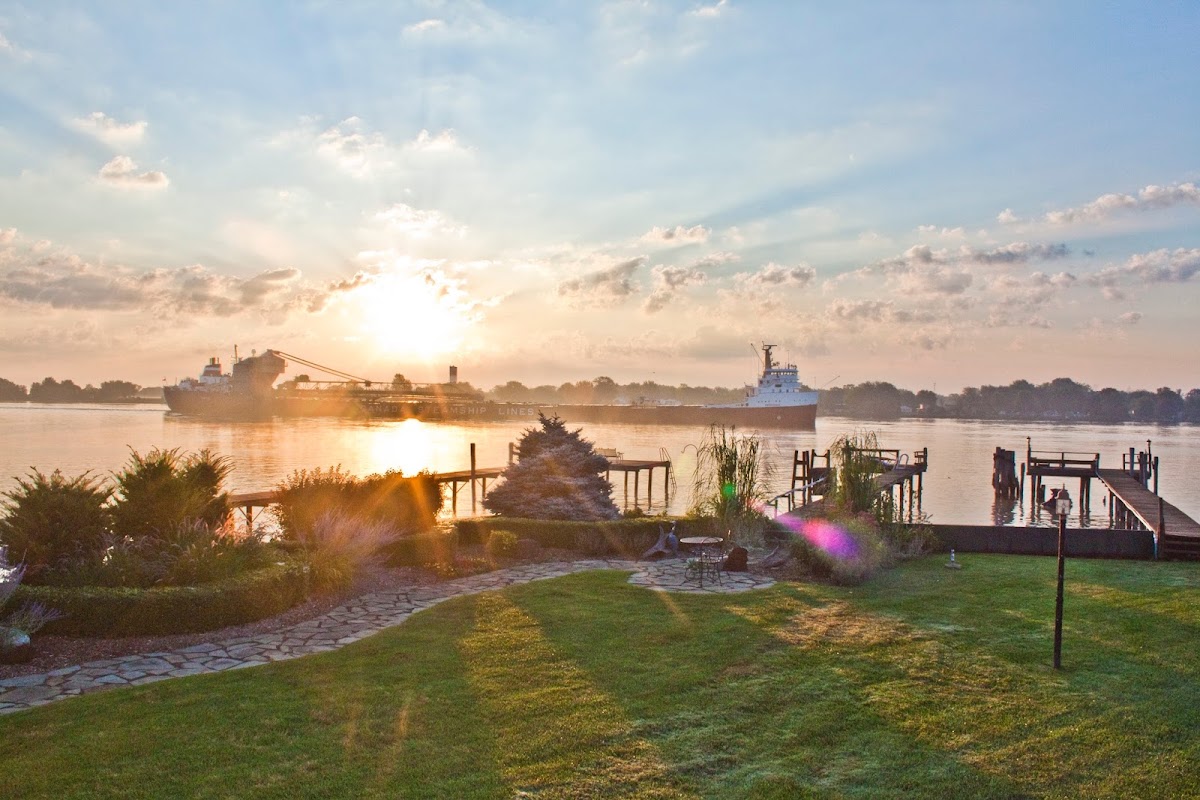 St. Clair River House Vacation Rental photo 3