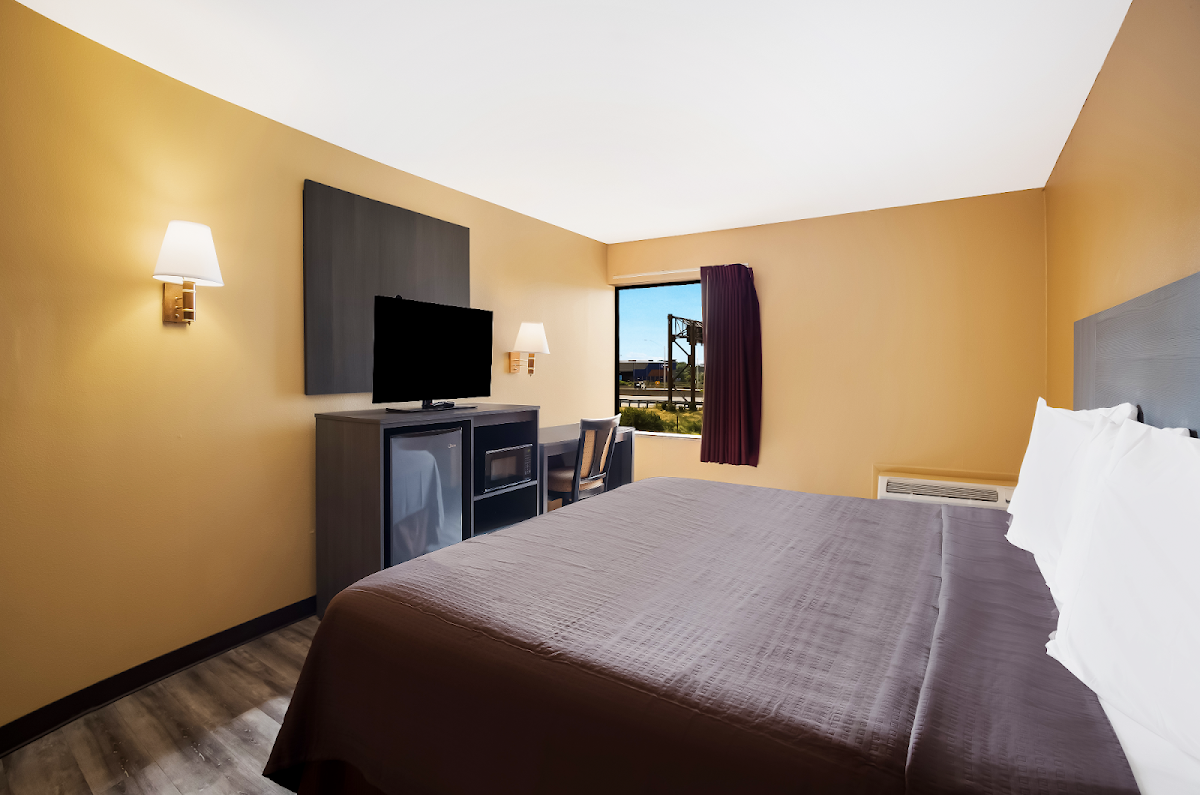 Econo Lodge photo 2