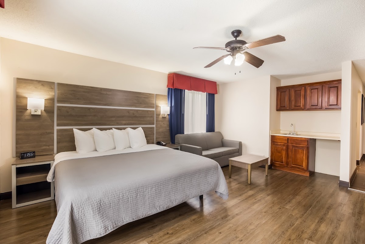 Hometown Inn USA photo 2