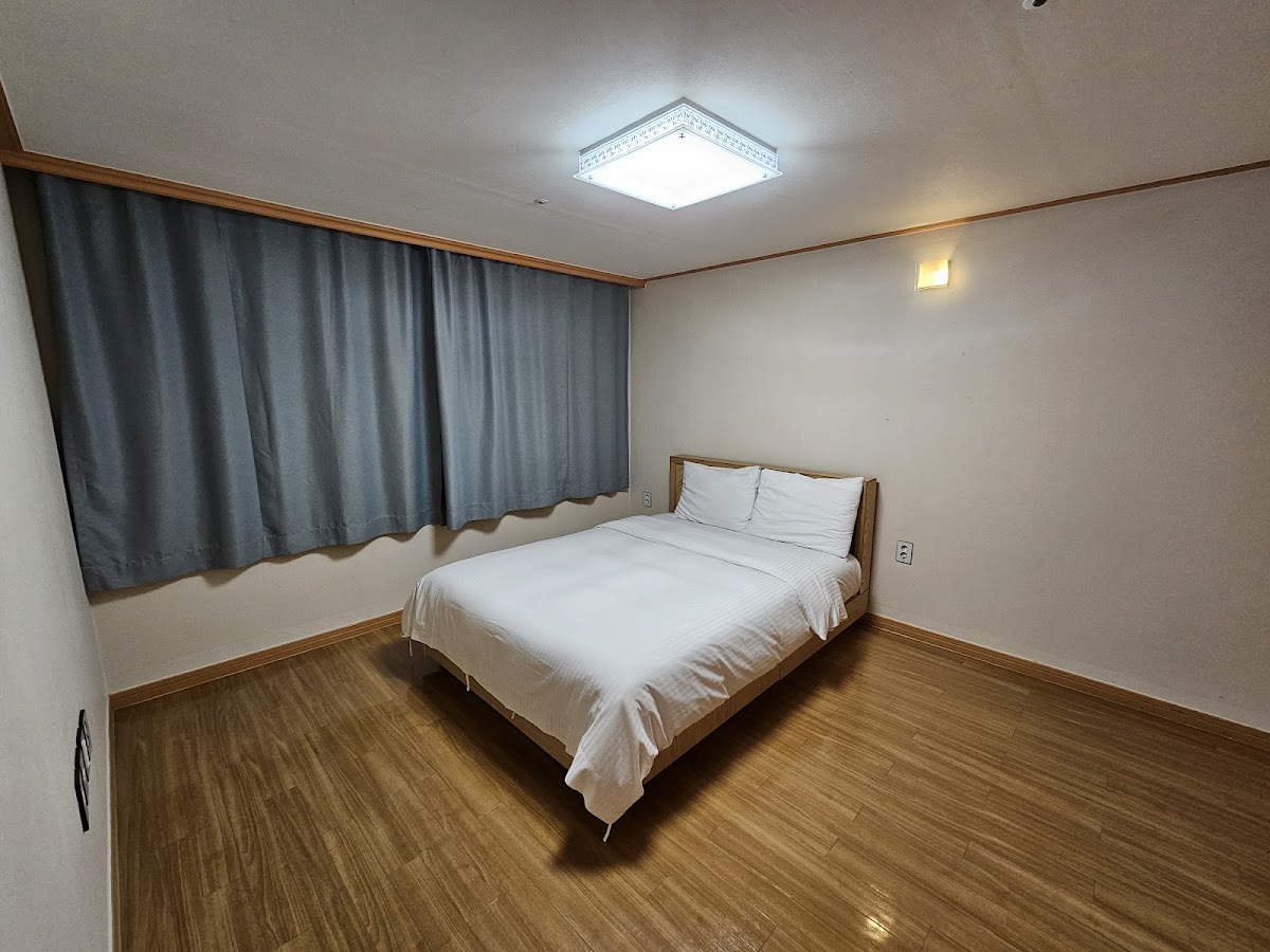 Room 2