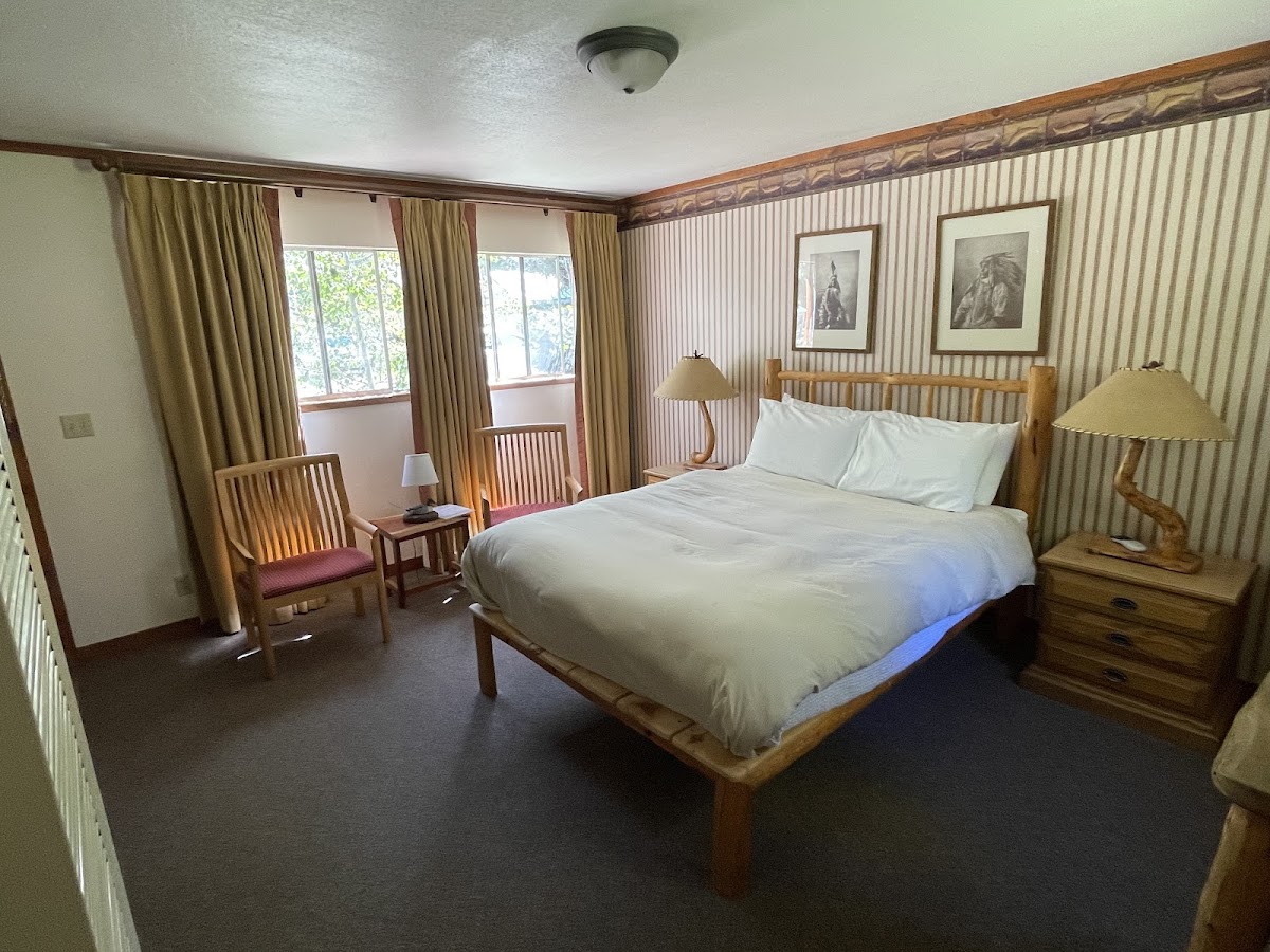 Redstone Cliffs Lodge