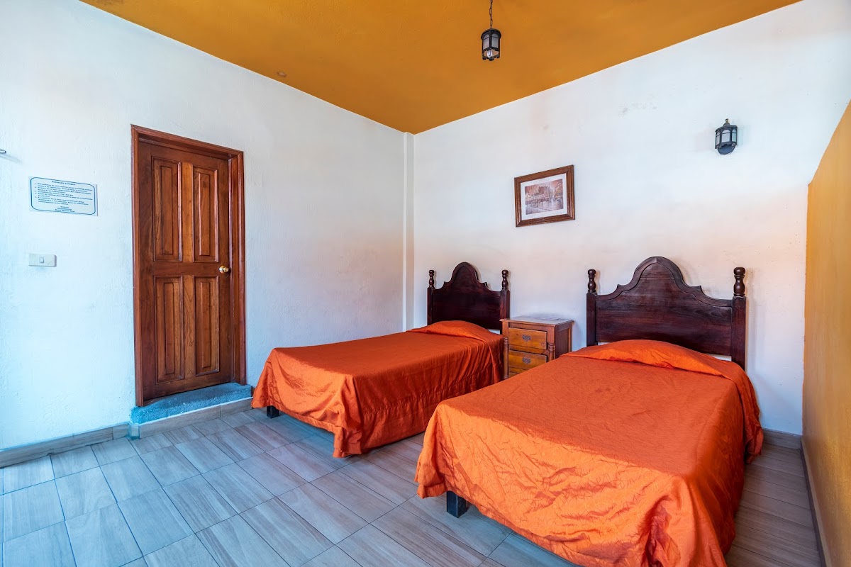 Mesón Real Hotel & Suites photo 2