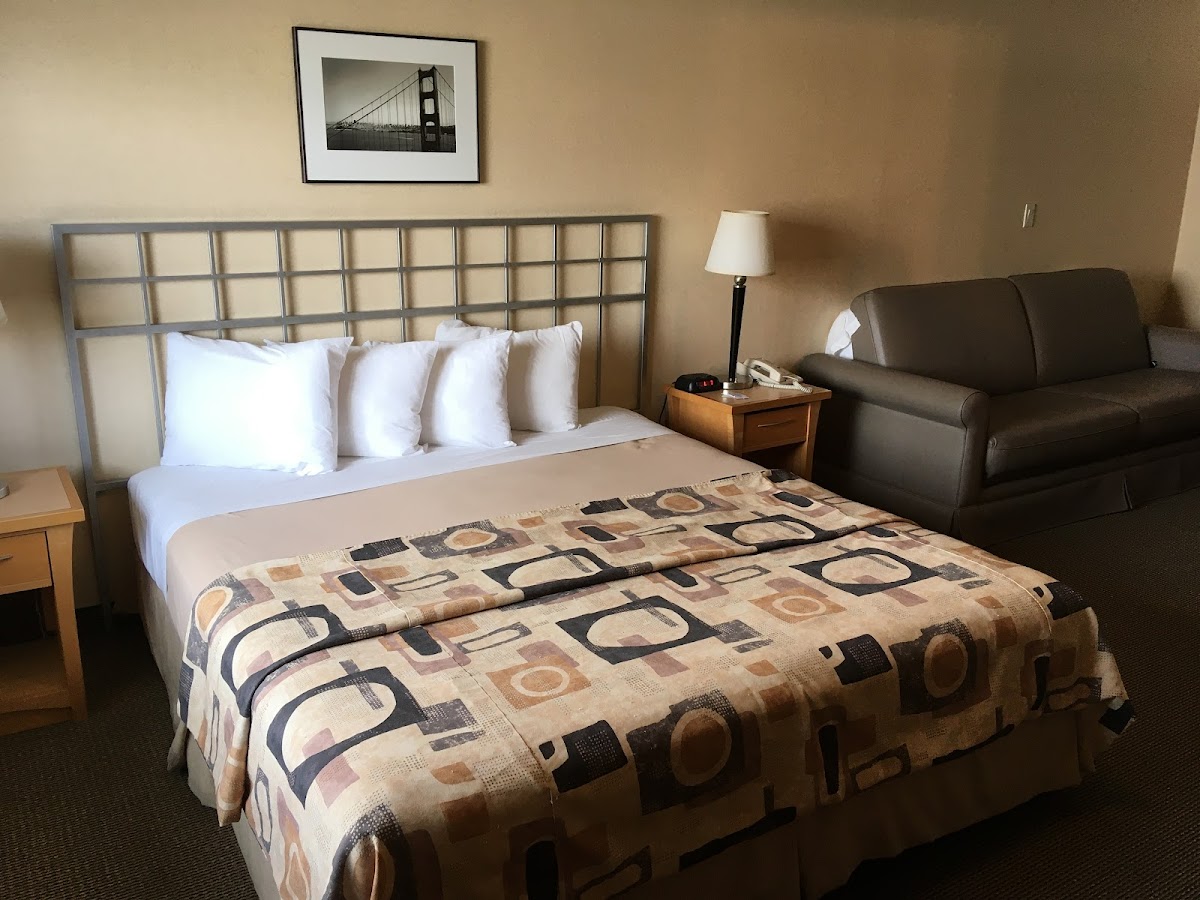 Inn On Broadway
